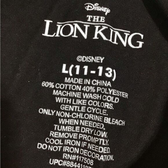 Disney The Lion King HAKUNA MATATA Short Sleeve T-Shirt Size Large - Picture 4 of 6